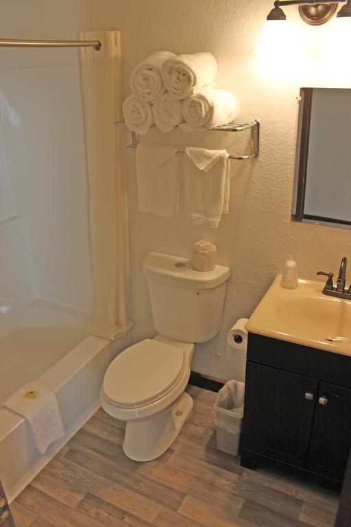 Rustic Inn マッコール エクステリア 写真