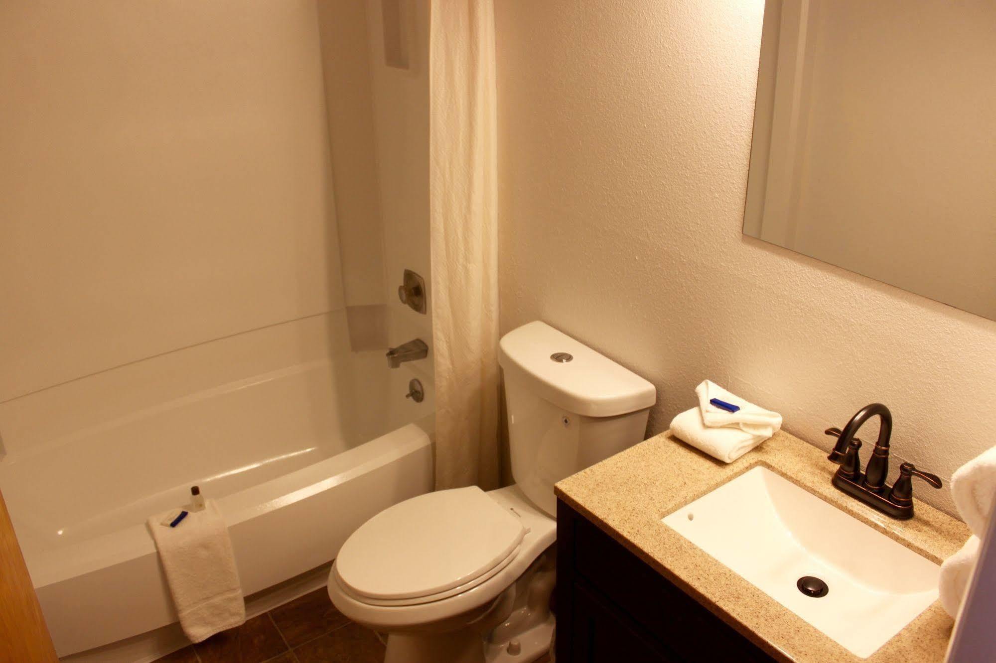 Rustic Inn マッコール エクステリア 写真